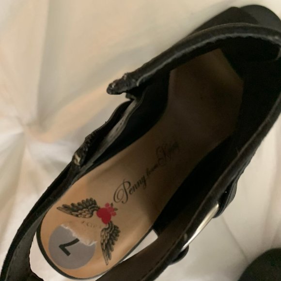 Penny Loves Kenny Booties - Picture 4 of 4